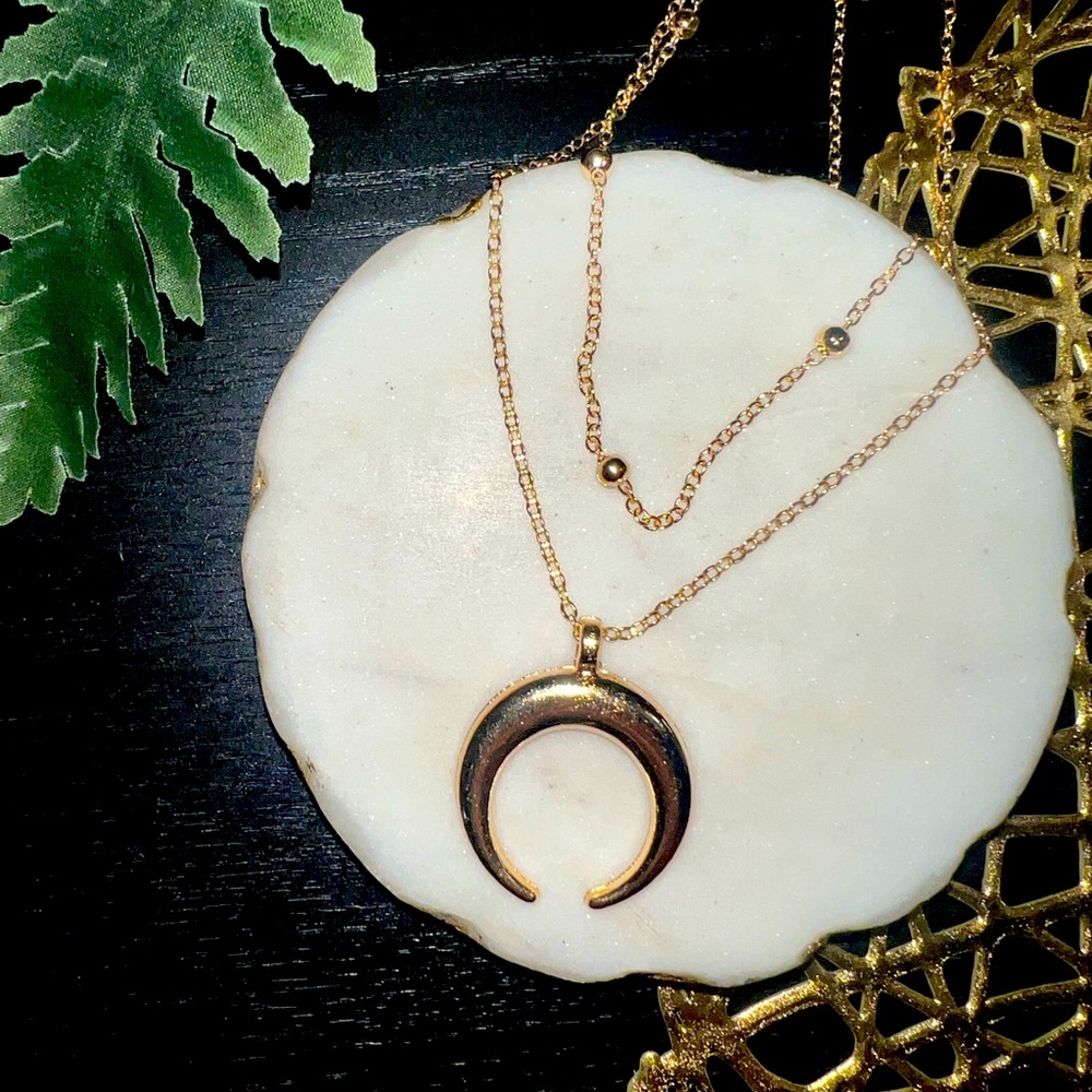 Stellar 3pack crescent moon necklace🌙